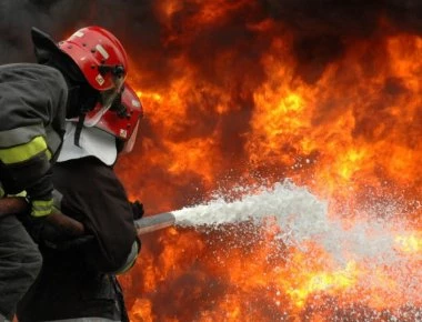 Πρόεδρος Πυροσβεστών για τις φωτιές: Ο Τόσκας να ζητήσει συγγνώμη από τον κόσμο και τους πυροσβέστες